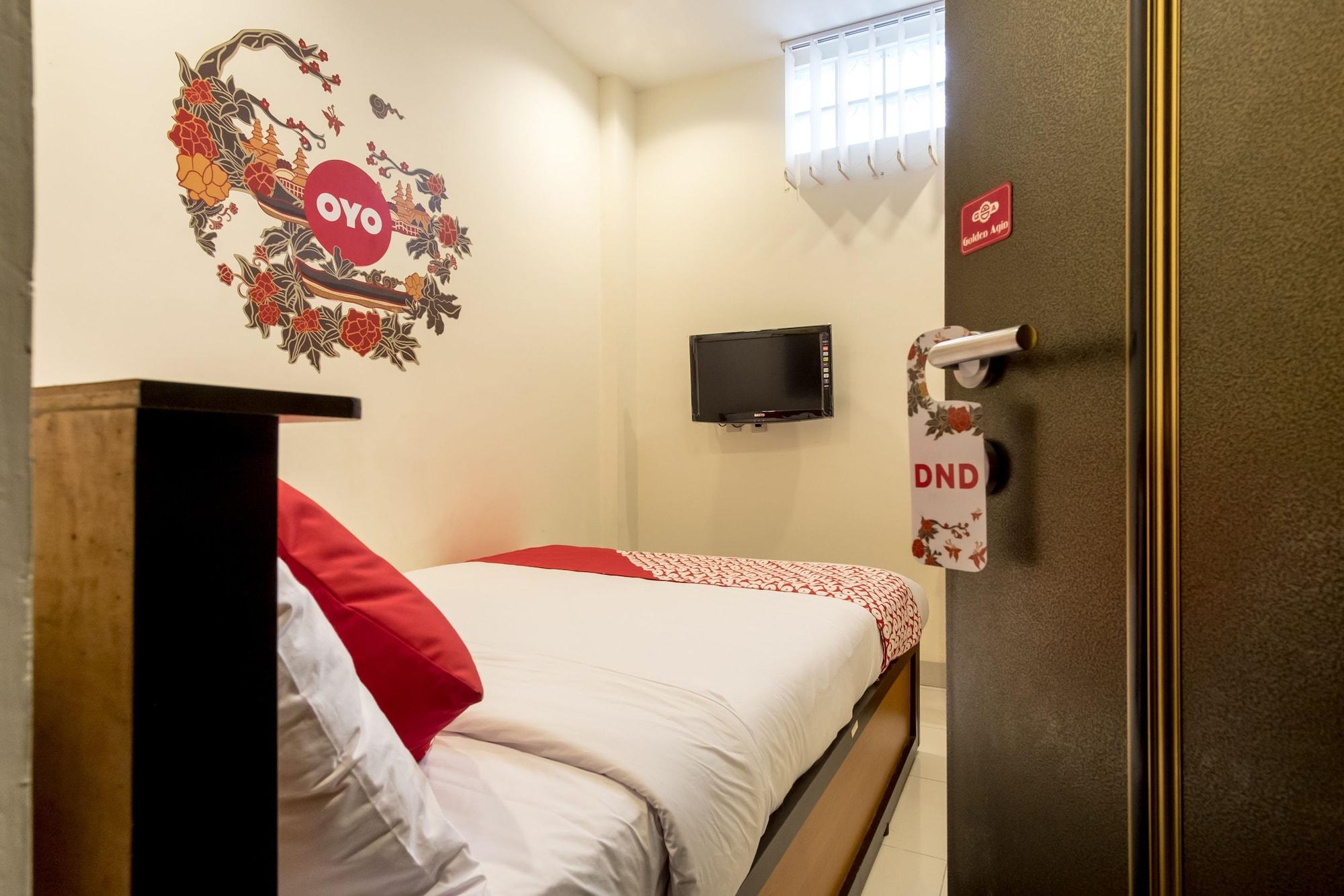 Oyo 294 Andrea Residence Syariah Medan Buitenkant foto