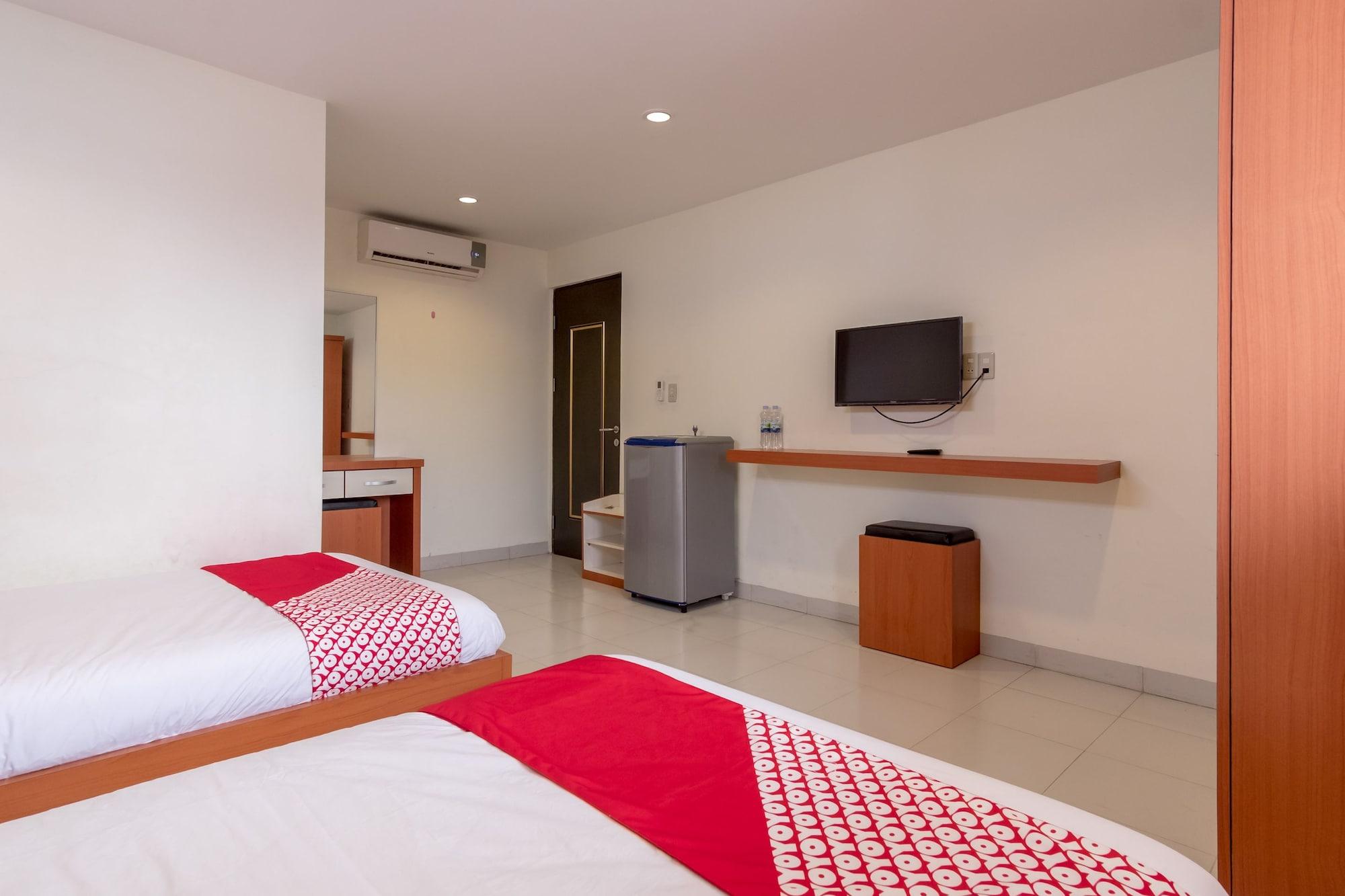 Oyo 294 Andrea Residence Syariah Medan Buitenkant foto